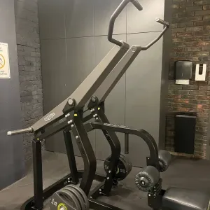 Тренажеры Technogym Pure Strength Plate loadet