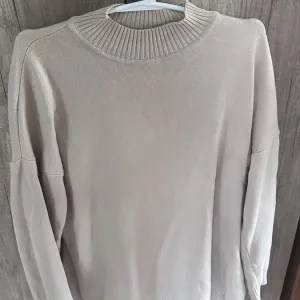 Светр жіночий 25 union store M/L