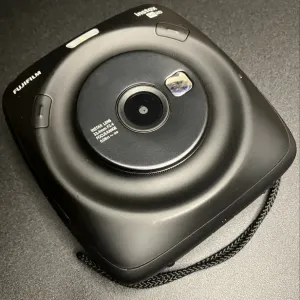 Камера Fujifim Instax  SQ20