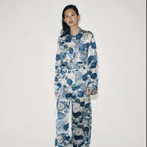 Костюм zara у піжамному стилі новий розмір М-Л квітковий