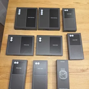 Телефони SAMSUNG Fold8 Ultra/Fold8/Flip8 нові. офіційні. гарантія. чек