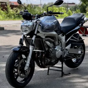Yamaha FZ6 2006 рік
