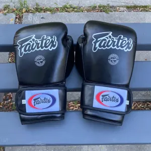 Боксерські рукавиці Fairtex BGV14 Black 12Oz нові