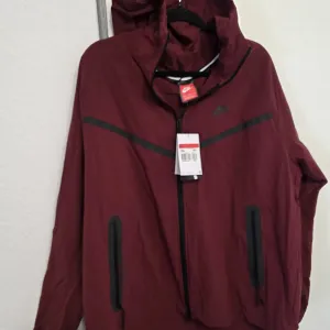 Зіпка NIKE Sportswear Tech Woven нова original