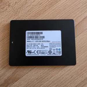 Ssd  Samsung SM863A 1.9tb  для ноутбука або системного блока Стан гарний 2tb