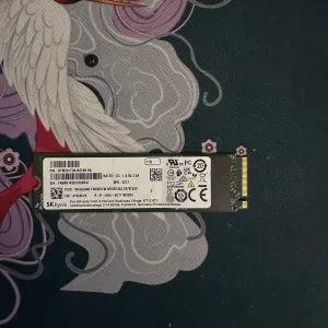 SK hynix NVMe SSD 1TB M.2 2280 | PCIe 4.0 x3
