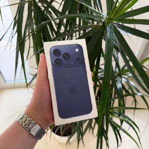 Apple iPhone 17 Pro 256GB  Deep Blue | ГАРАНТІЯ ВІД МАГАЗИНУ!