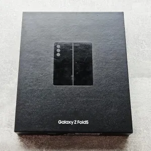 Samsung Galaxy Z FOLD 5 512Gb Phantom Black. 2 фізичні сім та eSIM. АКБ 99% (135 циклів)