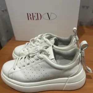 Кеди жіночі на масивній підошве Red Valentino ( Itali) р. 38