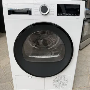 Сушильна машина на тепловому насосі Bosch WQG241030