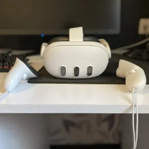 VR окуляри Meta Quest 3 128GB