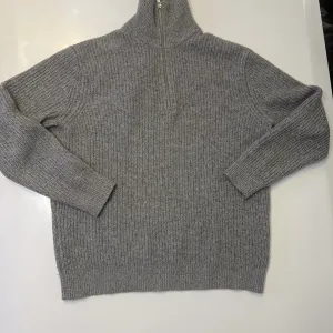 Кофта Свитер полузамок massimo duti