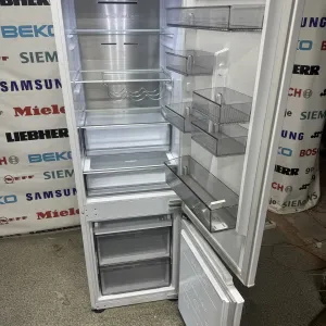 Samsung холодильник вбудованого типу NoFrost!