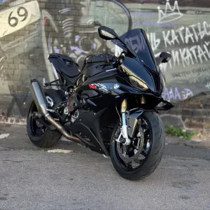 Мотоцикл BMW S1000 RR 2024 рік