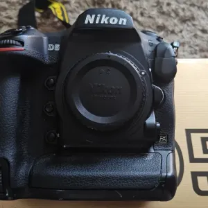 Nikon D5 коробочный комплект рассрочка