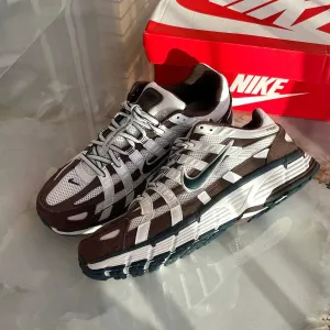 Кросівки оригінальні Nike P-6000 43