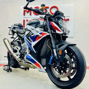 Мотоцикл BMW M1000R тільки з Японії в оригіналі