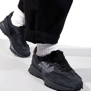 Кросівки Кроссовки New Balance 327 Triple Black Чорний Чёрный Кросовки повсякденні