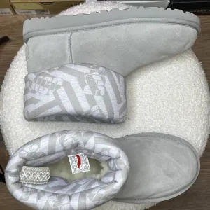 РОЗПРОДАЖ!!! Жіночі уггі UGG Classic mini. Оригінал!!! Розмір 38.