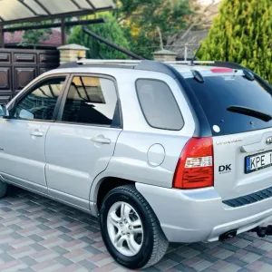 Продам  Киа Спортейдж 2,0 Дизель Полный привод  Автомобиль Полностью Обслужен В идеальном состоянии ТОРГ ДЛЯ ЗСУ