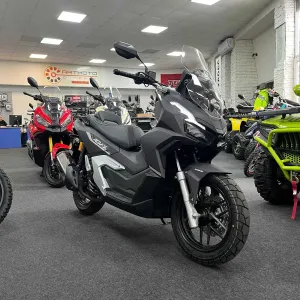 Максі-скутер Vilardo AGV-X