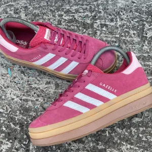 Оригінальні Adidas Gazelle Bold кросівки кеди адідас оригинал 39 1/3