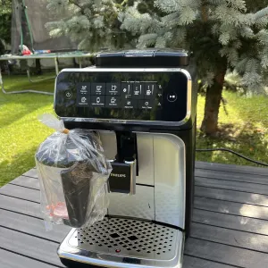 кавомашина Philips Latte GO  Type EP3246 гарантія +після гарантійна підтримка