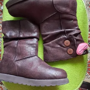 уггі 41р Sketchers