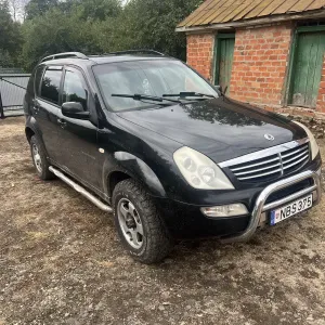 Продам SSANG YONG REXTON 2,7 XI дизель автомат