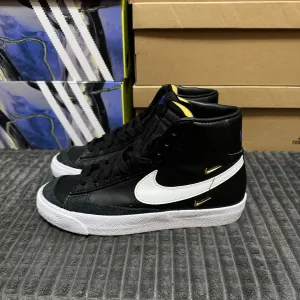 Жіночі кросівки Nike blazer mid 38(24см) оригінал шкіра