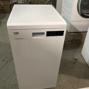 Посудомийна машина Beko привезена з Німеччини.
