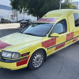 Volvo Nilsson V70 ( Вольво В70) 2004 рік  2,4 Бензин Евакуаційне Авто