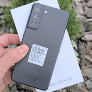Samsung Galaxy S21 FE 8/256 ГБ — ідеальний стан