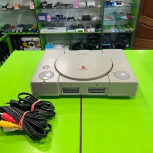 Консоль PlayStation 1 Chip Б/У Соні ПС1 приставка SONY PS 1 FAT асортимент ретро консолей плейстейшен