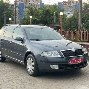 Шкода октавія  1.6 бензин