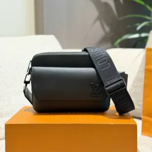 Мужская сумка  Мессенджер Louis Vuitton кроссбоди купить сумку луі
