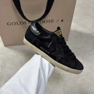 Жіночі чорні шкіряні кросівки кеди Golden Goose Ball Star чорною зіркою Голден Гус GGDB черные кроссовки кеды