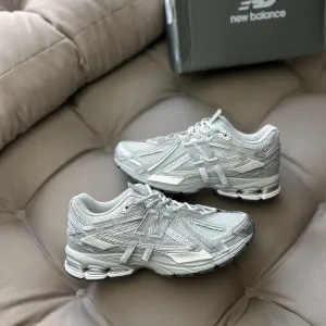 New Balance 1906A Concrete Silver Metallic оригинал размер 43