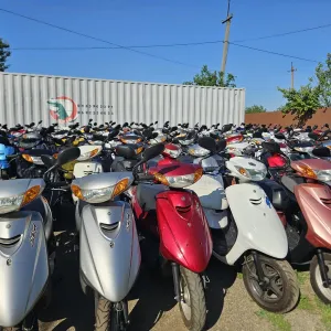 СТОКМОТО Продаж якісних скутерів з Японії Хонда Ямаха Сузукі  тільки з контейнера ДОСТАВКА Великий вибір 36 39zr gear dio110