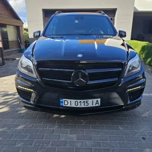 Mercedes-Benz GL550 4.7 — Максимальна комплектація!