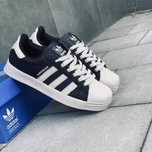 Суперстари жіночі • кроосовки адідас суперстар • adidas superstar • шкіряні кросівки адідас • адіки чорно білі