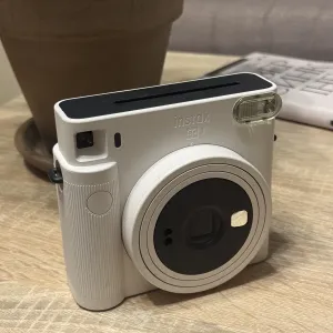 Fujifilm Instax Square SQ1