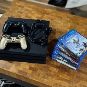 Sony PlayStation 4 Pro 1 TB/Ps 4 pro 1 TB-  у Комплекті 2 Джоя+ Ігри на дисках