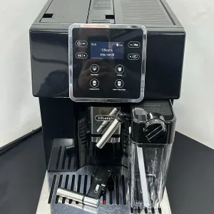 Кавоварка, кофемашина Delonghi Perfecta EVO