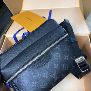 Чоловіча сумка Louis Vuitton Outdoor