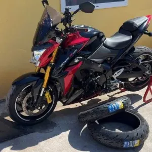 Продам мотоцикл Suzuki gsx s 1000 в супер стані