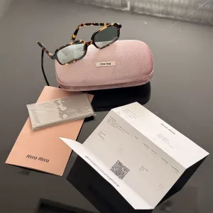 Окуляри miu miu оригінал  з зеленою лінзою