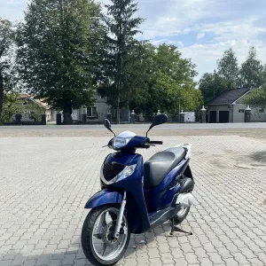 В продажі honda sh125i