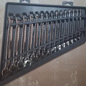 Milwaukee набір метричних ключів (15 шт.)
Набір метричних ключів Milwaukee MAXBITE (15 шт.)