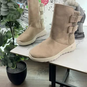 Зимові ботінки Skechers 38 розмір Е16042